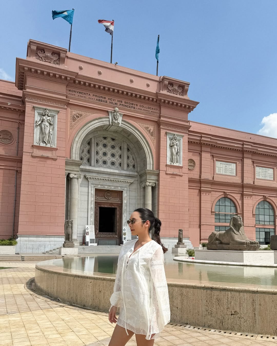 เบเบ้ - ธันย์ชนก ฤทธินาคา