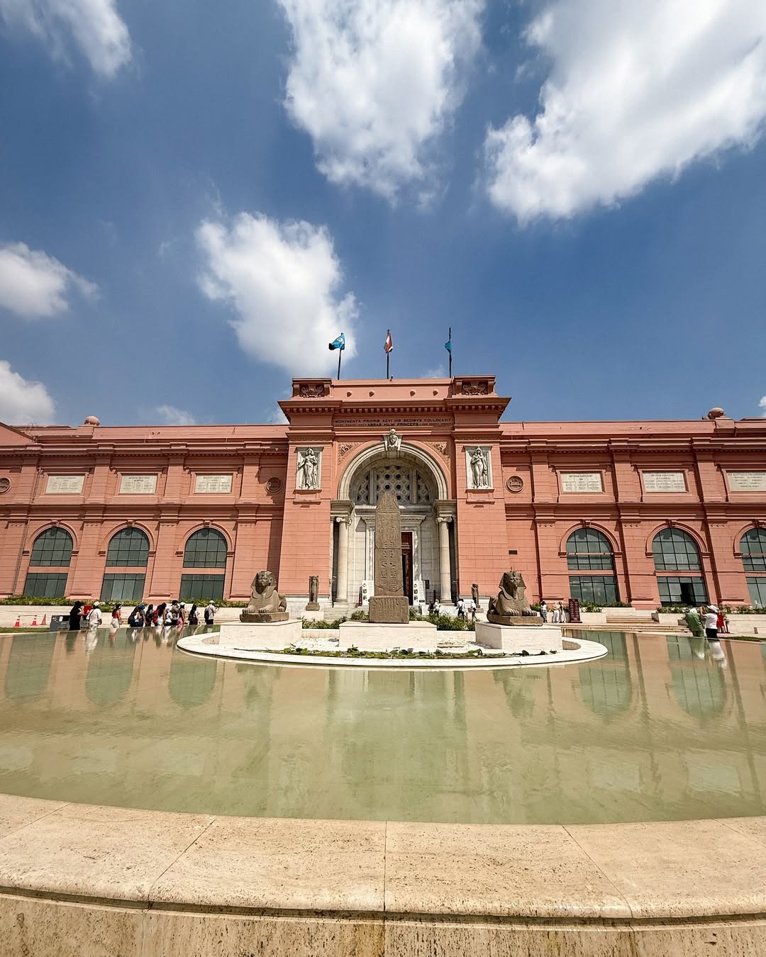 เบเบ้ - ธันย์ชนก ฤทธินาคา