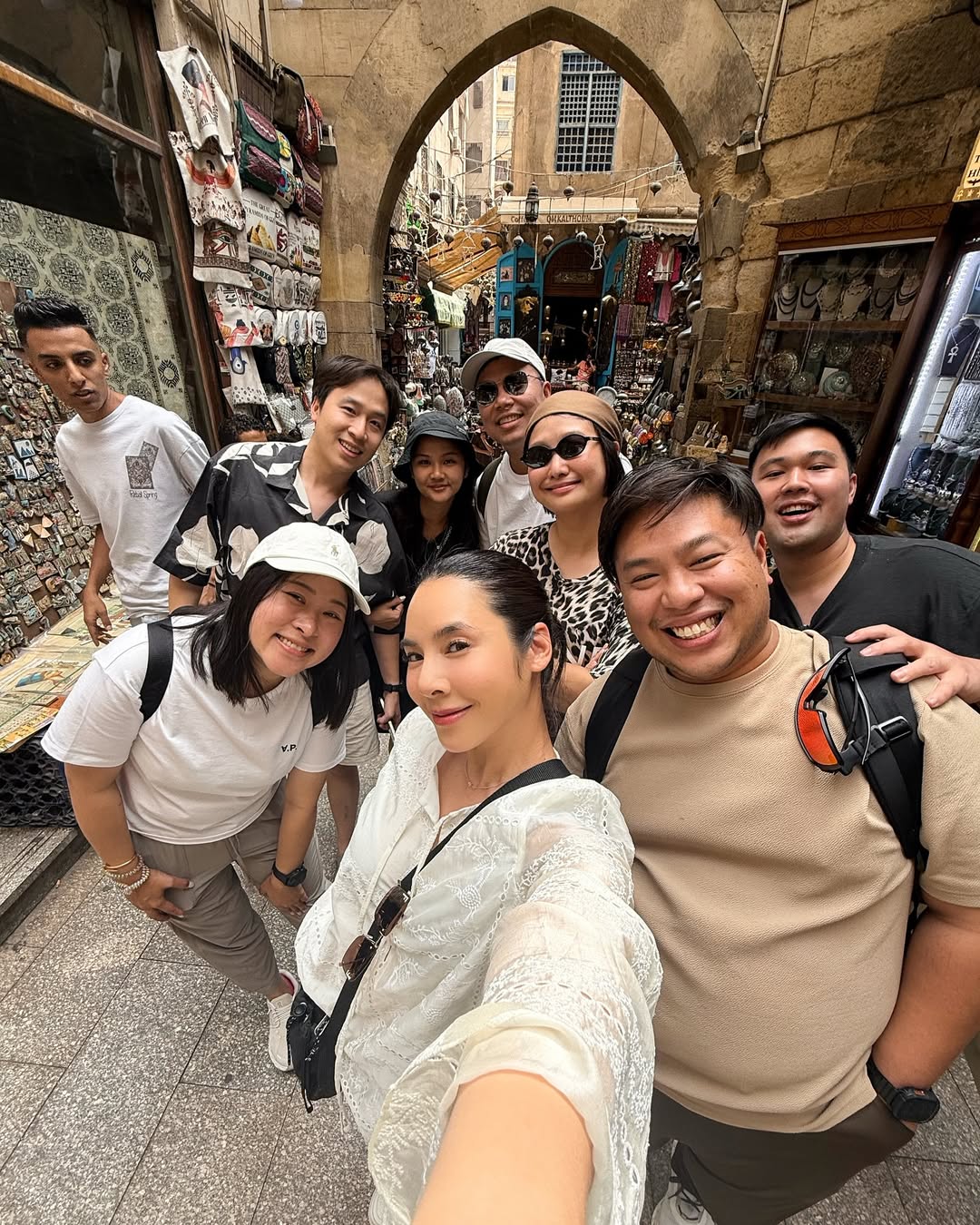 เบเบ้ - ธันย์ชนก ฤทธินาคา