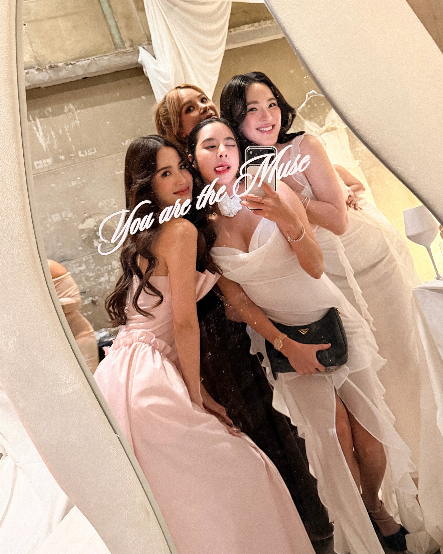 เบเบ้ - ธันย์ชนก ฤทธินาคา