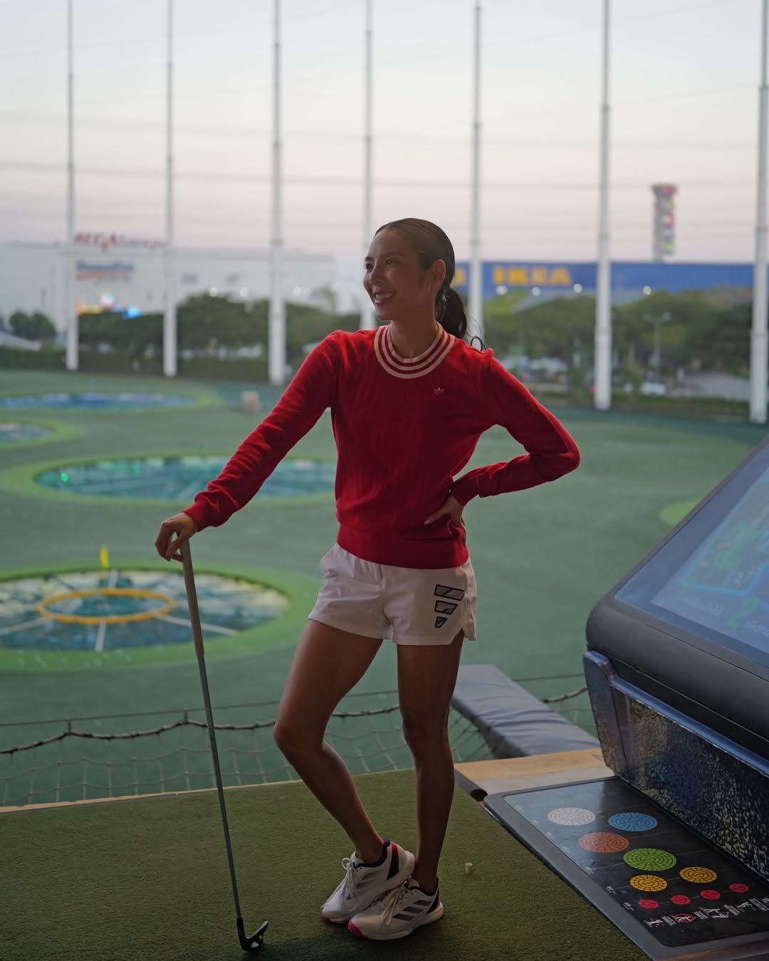 เบเบ้ - ธันย์ชนก ฤทธินาคา