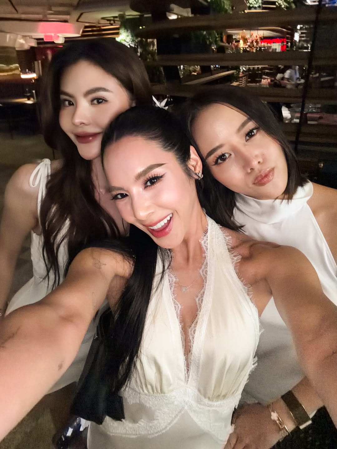 เบเบ้ - ธันย์ชนก ฤทธินาคา