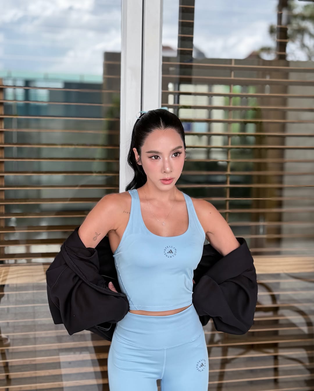 เบเบ้ - ธันย์ชนก ฤทธินาคา