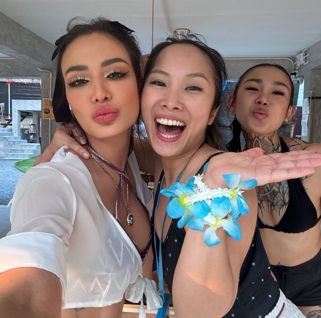 ซูซี่ - สุษิรา แอนจิลีน่า แน่นหนา