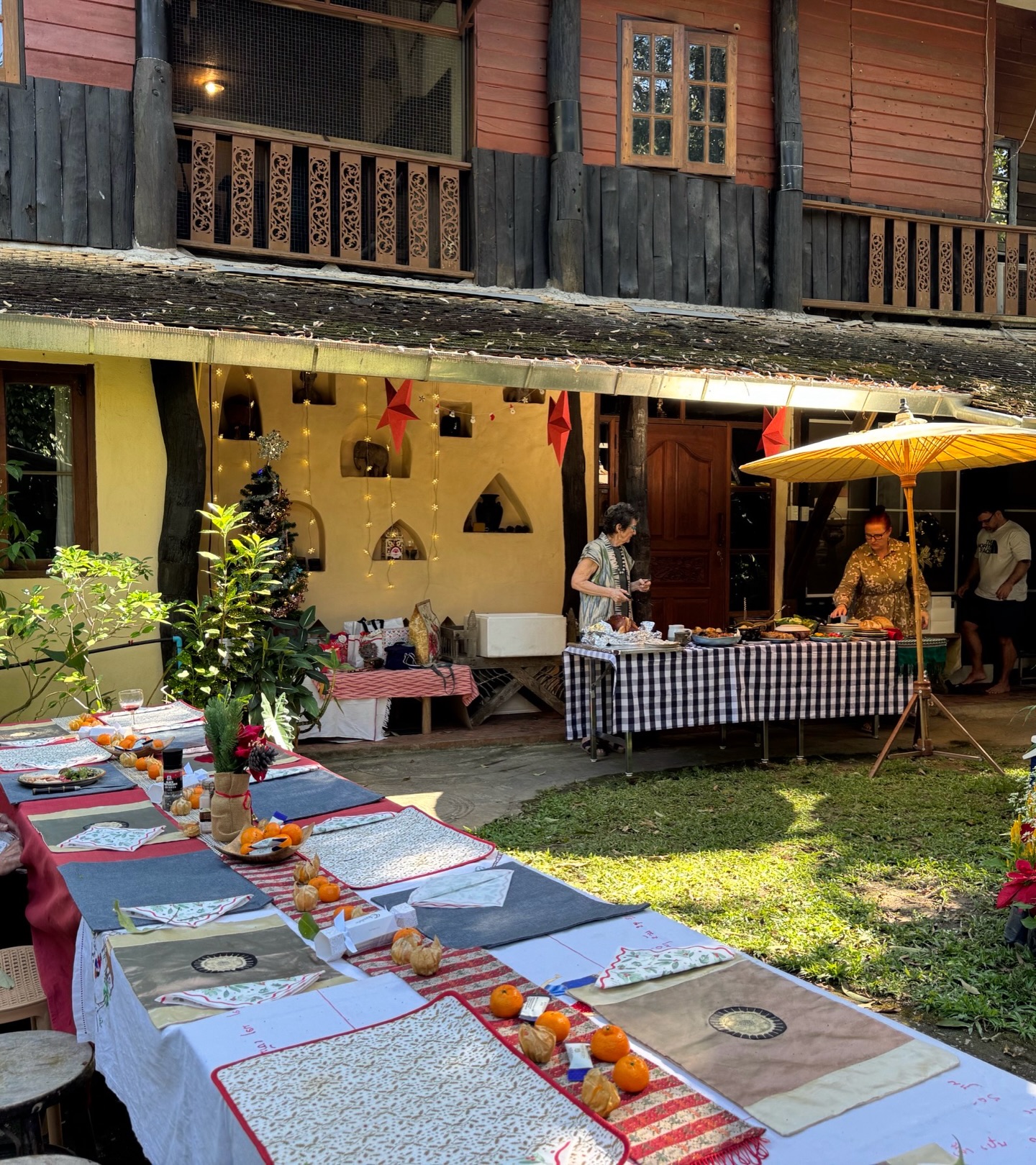 ซูซี่ - สุษิรา แอนจิลีน่า แน่นหนา