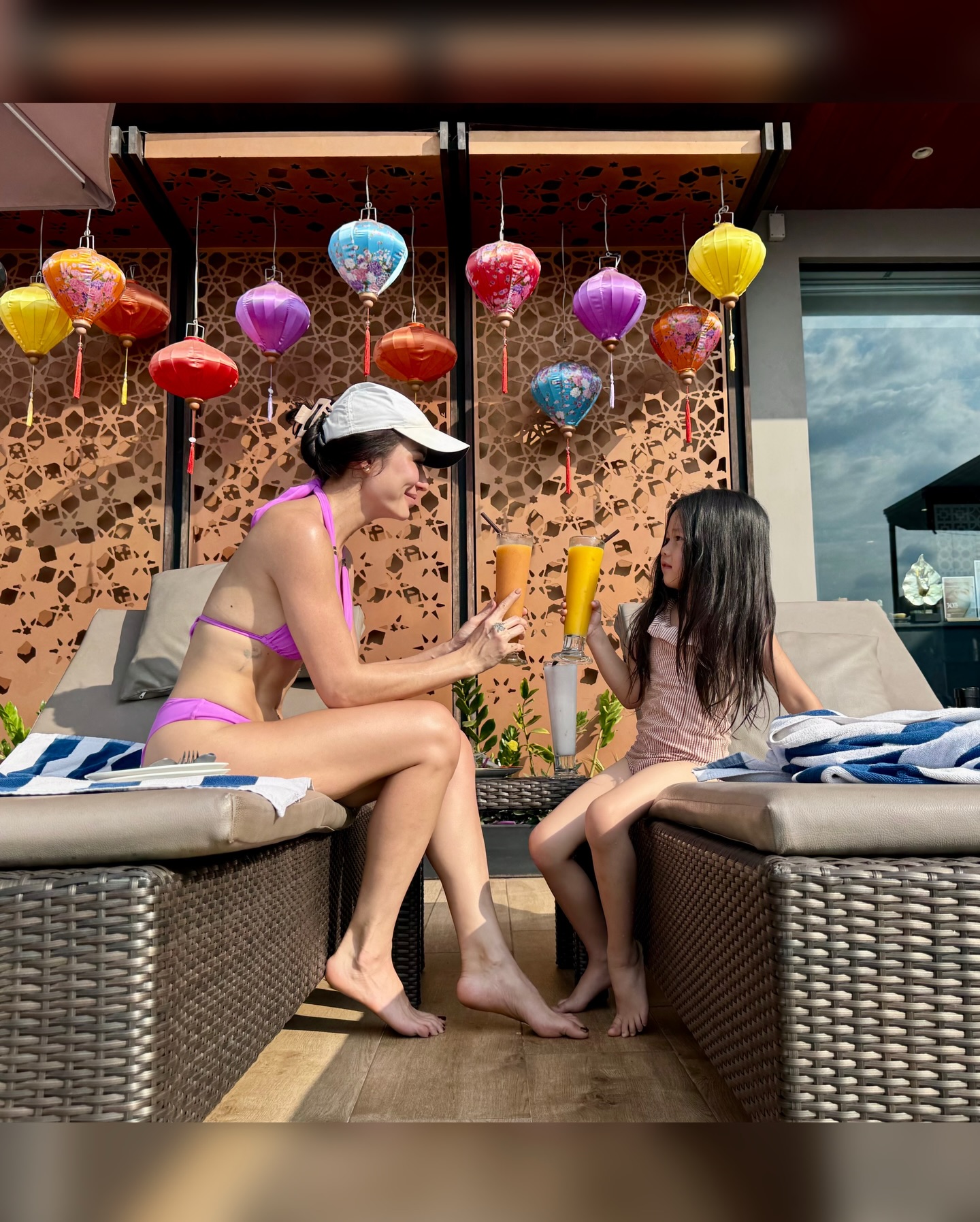 ซูซี่ - สุษิรา แอนจิลีน่า แน่นหนา