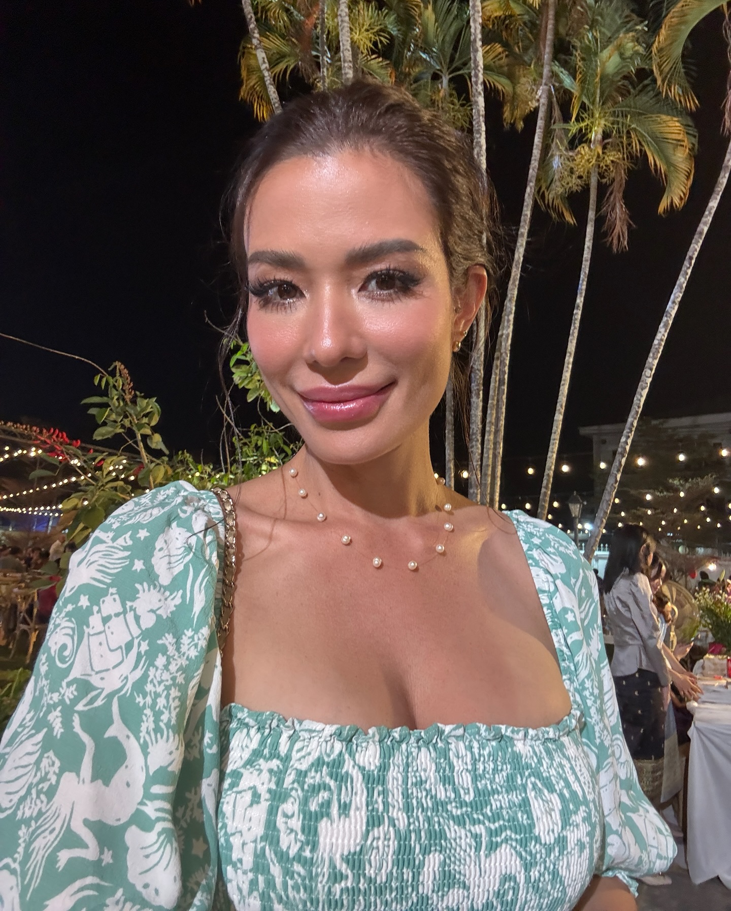 ซูซี่ - สุษิรา แอนจิลีน่า แน่นหนา