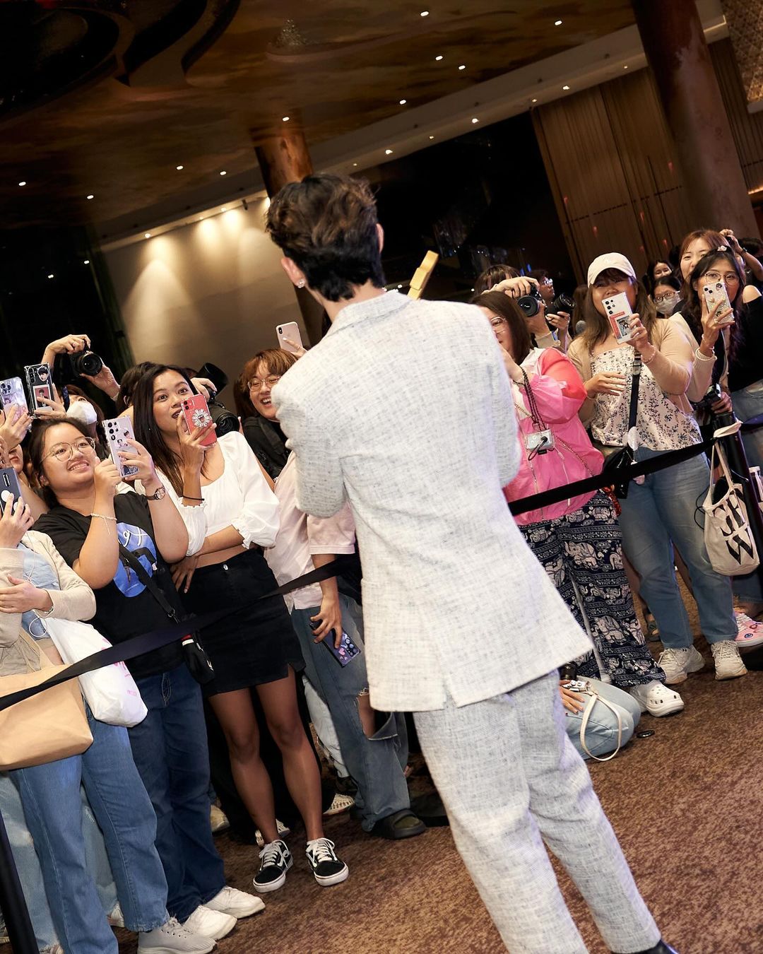 เจมส์ - ศุภมงคล วงศ์วิสุทธิ์