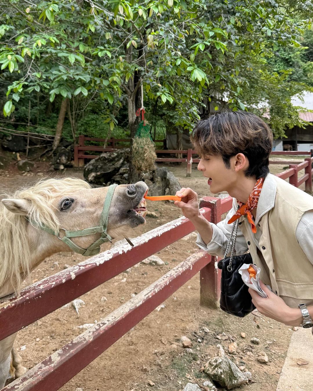 เจมส์ - ศุภมงคล วงศ์วิสุทธิ์