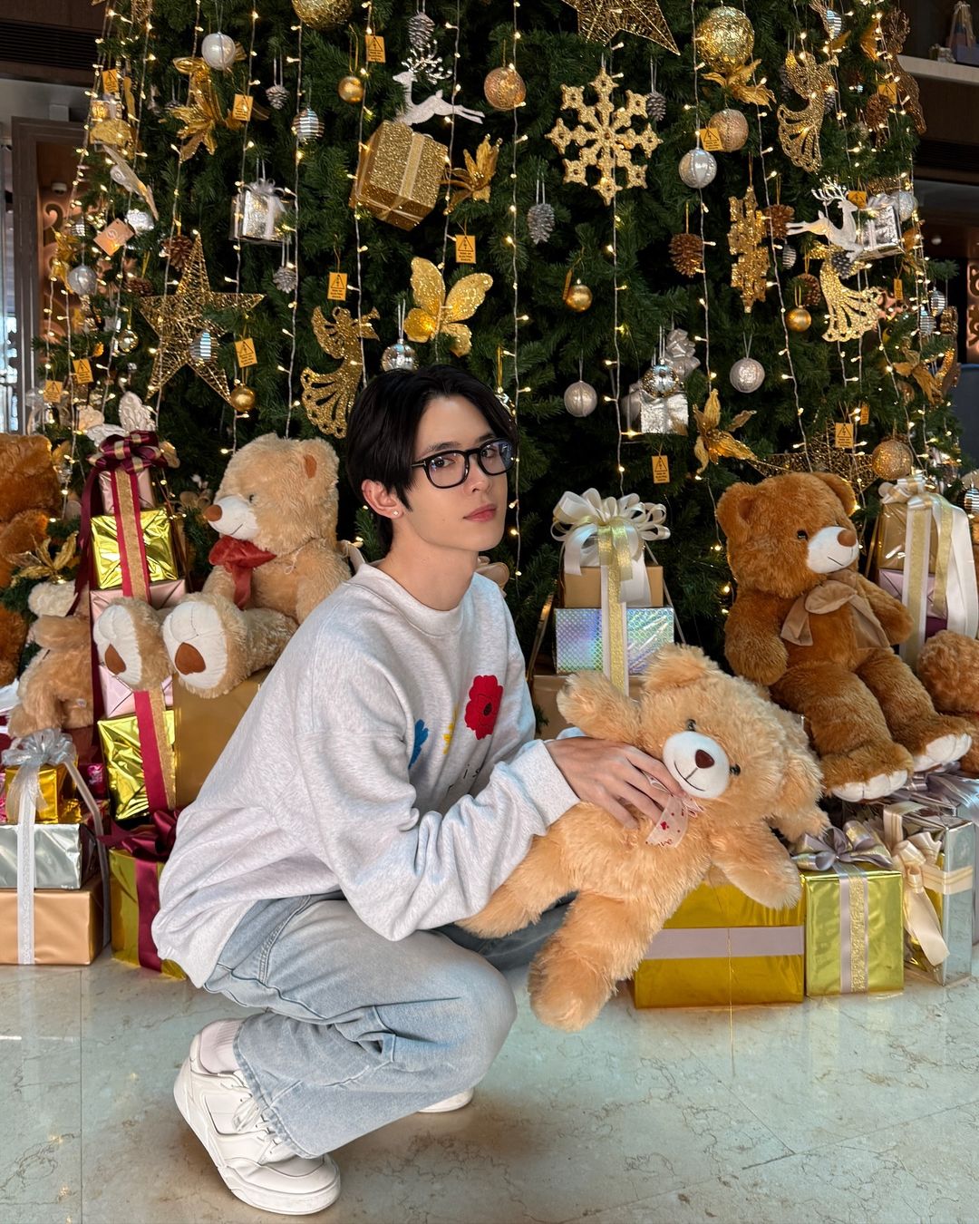 เจมส์ - ศุภมงคล วงศ์วิสุทธิ์