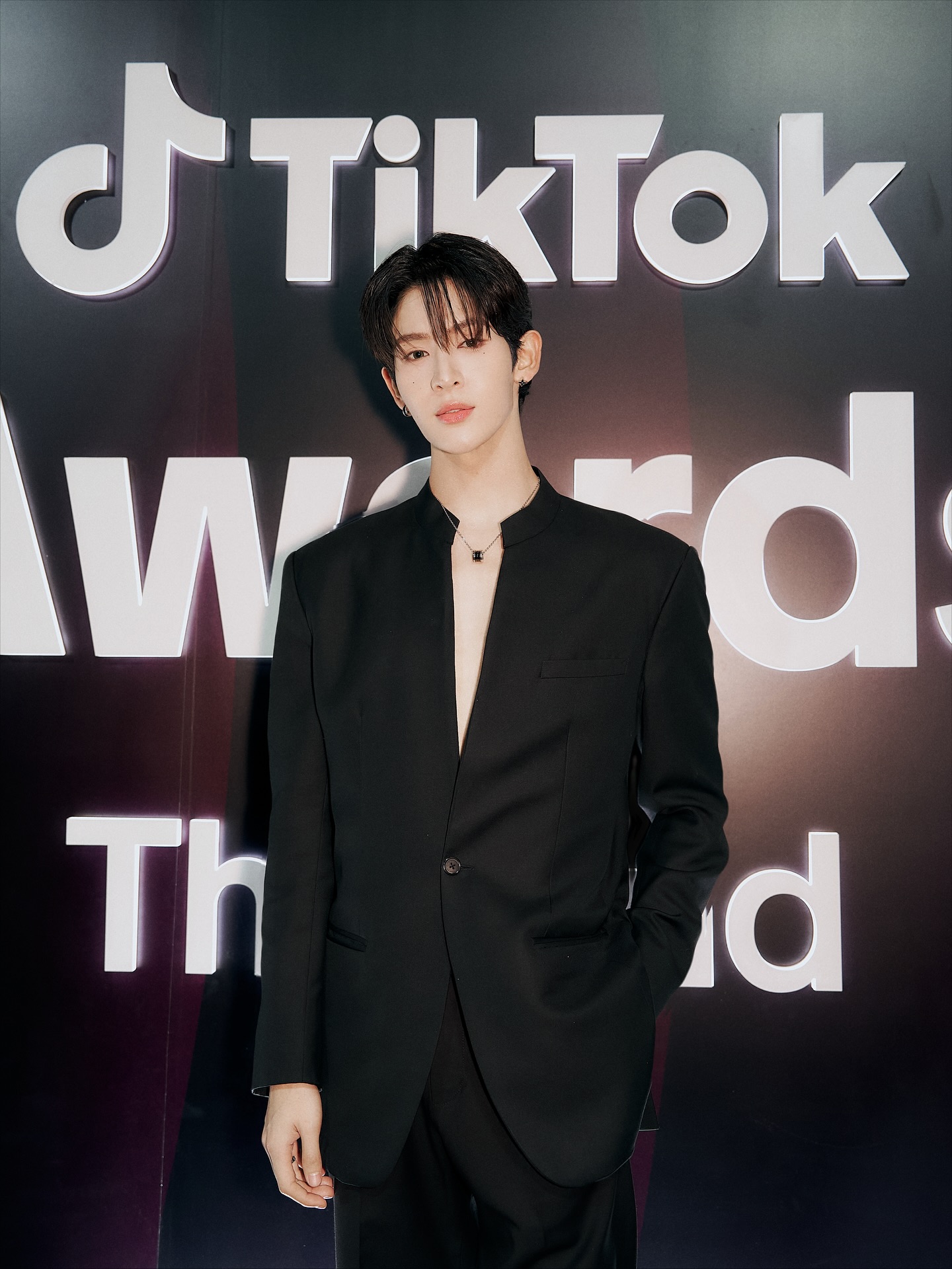 เจมส์ - ศุภมงคล วงศ์วิสุทธิ์