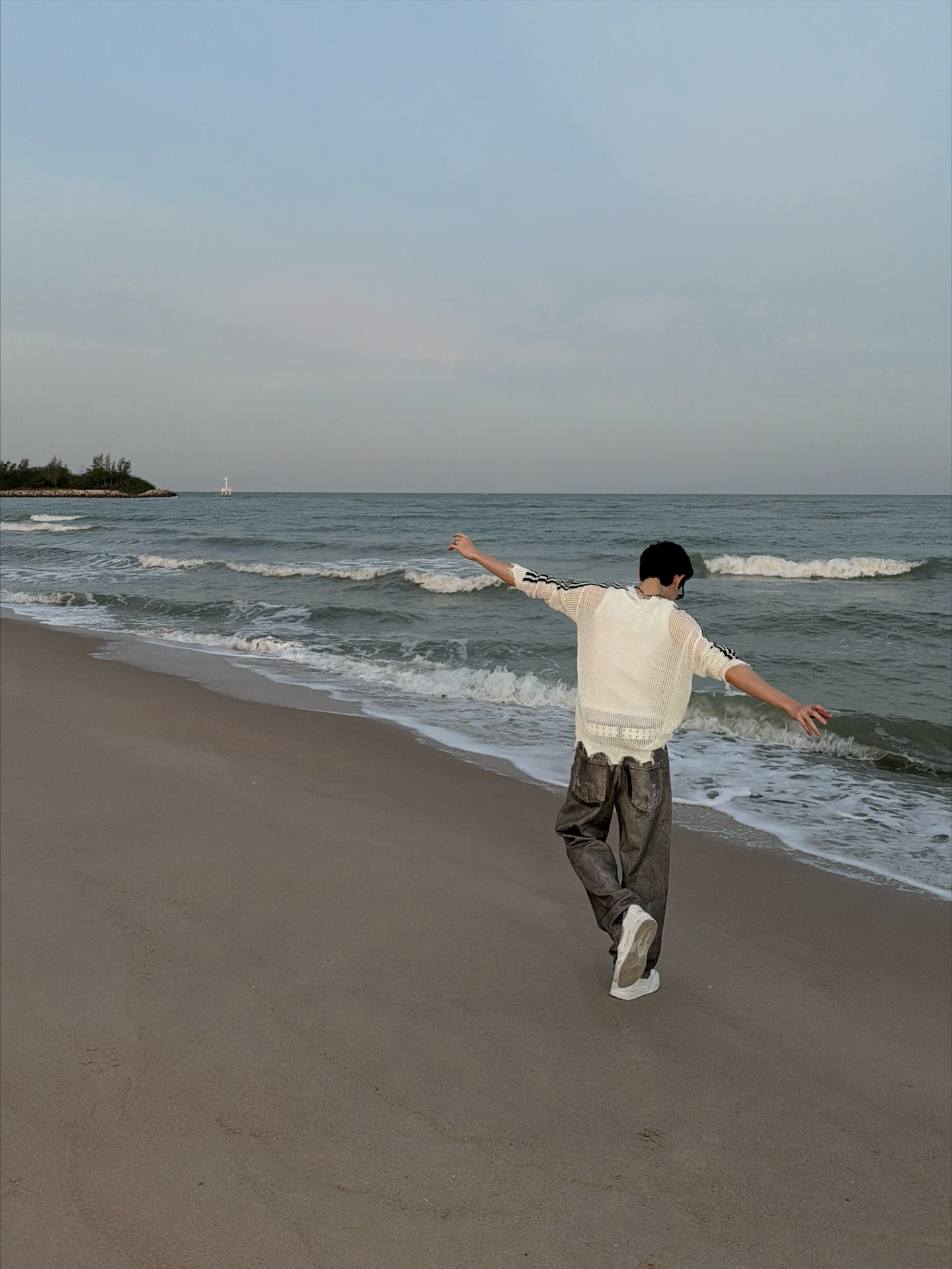 เจมส์ - ศุภมงคล วงศ์วิสุทธิ์