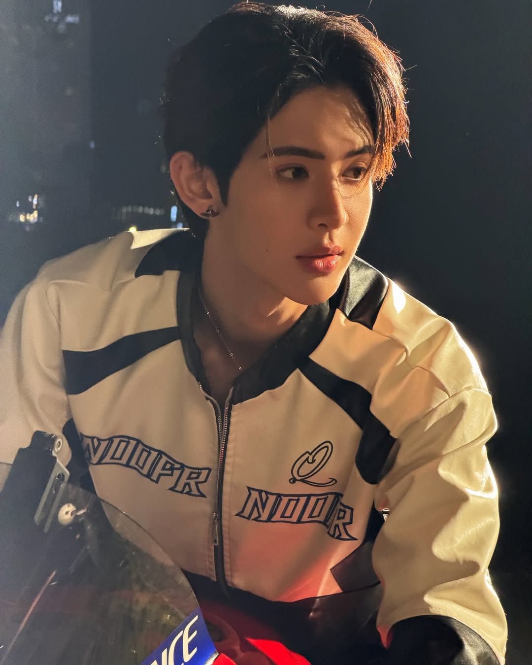 เจมส์ - ศุภมงคล วงศ์วิสุทธิ์