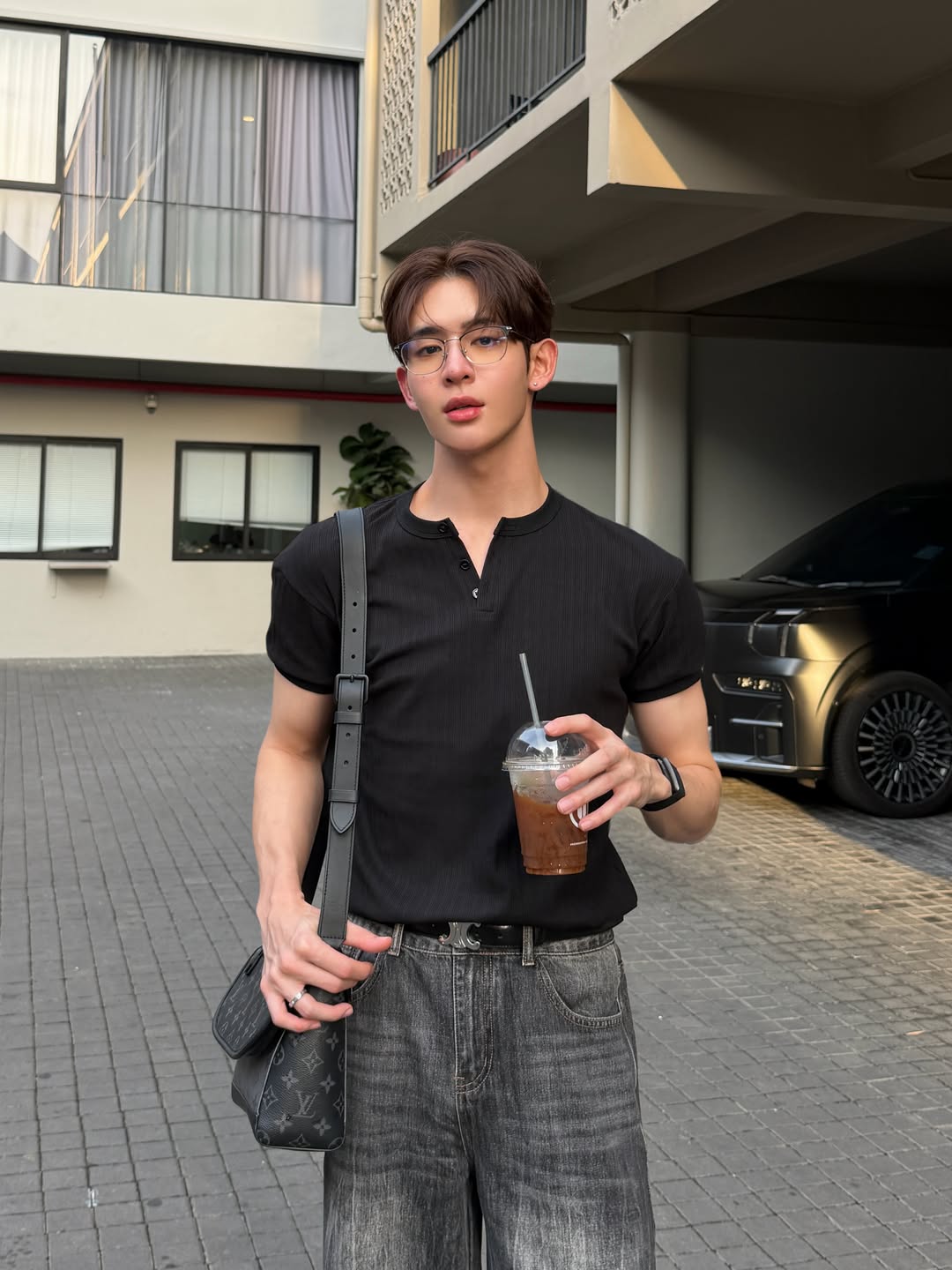 เจมส์ - ศุภมงคล วงศ์วิสุทธิ์