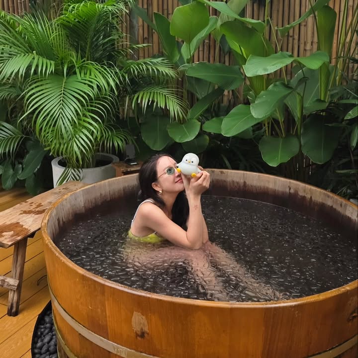 จูน - ณัณณิริณ วโรกรวัชรคุณ