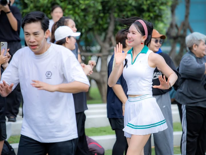 จูน - ณัณณิริณ วโรกรวัชรคุณ