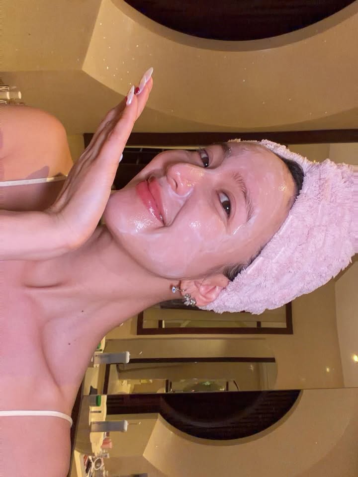 จูน - ณัณณิริณ วโรกรวัชรคุณ