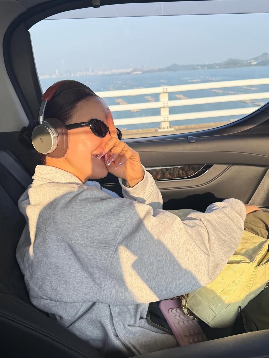 จูน - ณัณณิริณ วโรกรวัชรคุณ