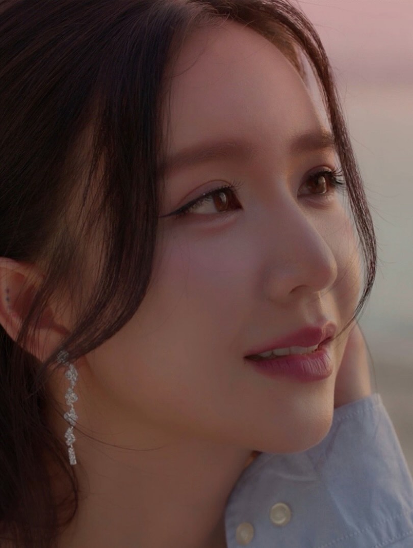 จูน - ณัณณิริณ วโรกรวัชรคุณ