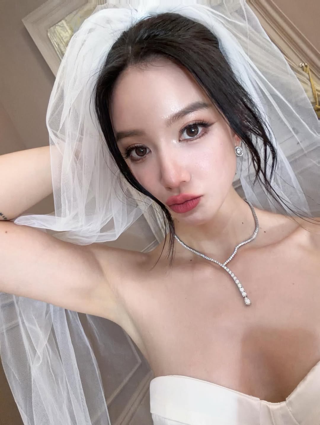 จูน - ณัณณิริณ วโรกรวัชรคุณ