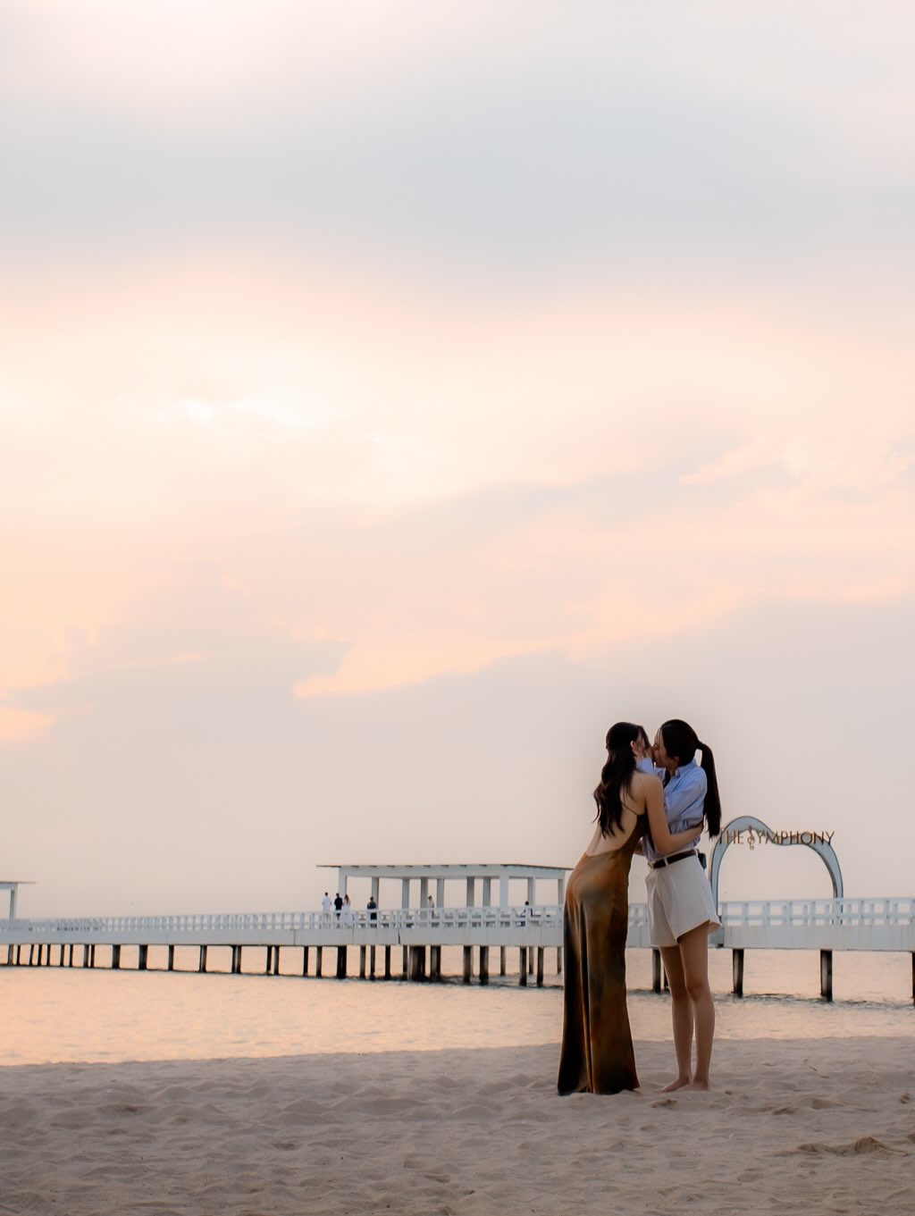 จูน - ณัณณิริณ วโรกรวัชรคุณ