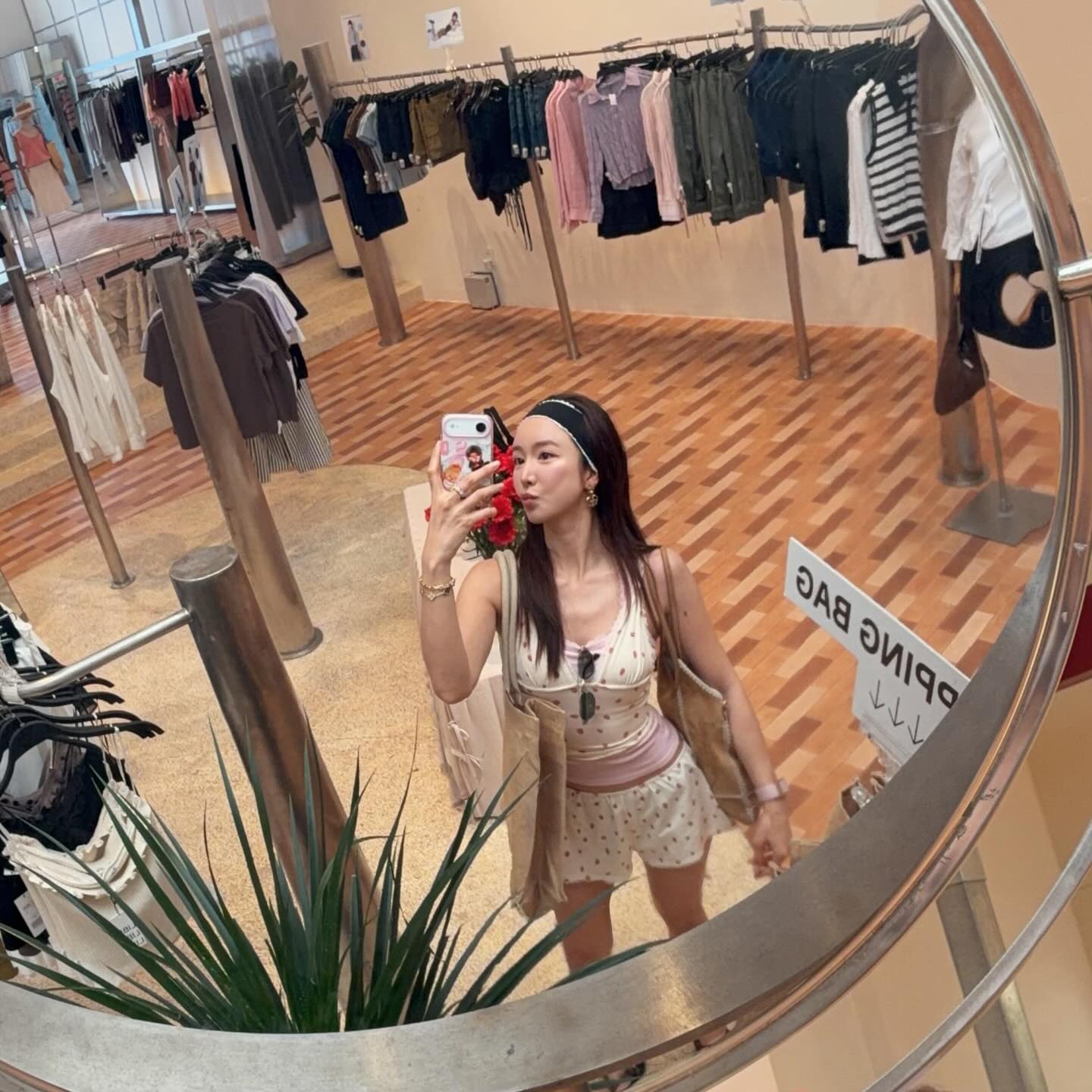 จูน - ณัณณิริณ วโรกรวัชรคุณ