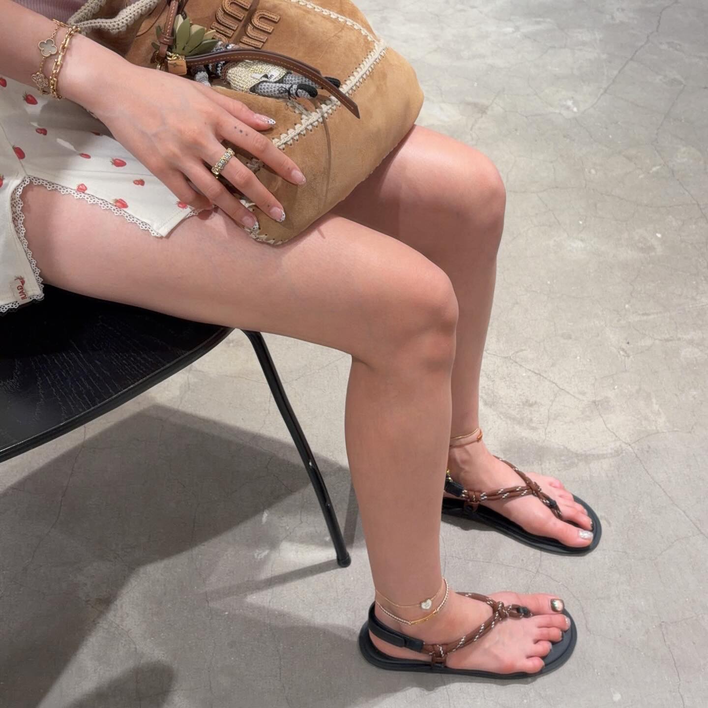 จูน - ณัณณิริณ วโรกรวัชรคุณ