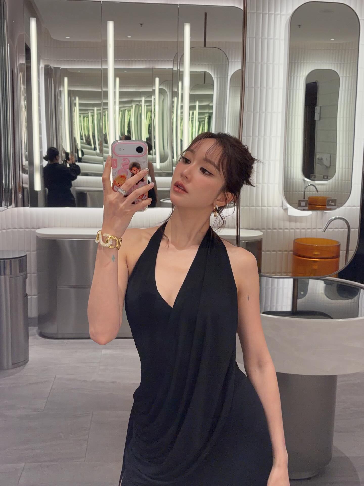 จูน - ณัณณิริณ วโรกรวัชรคุณ