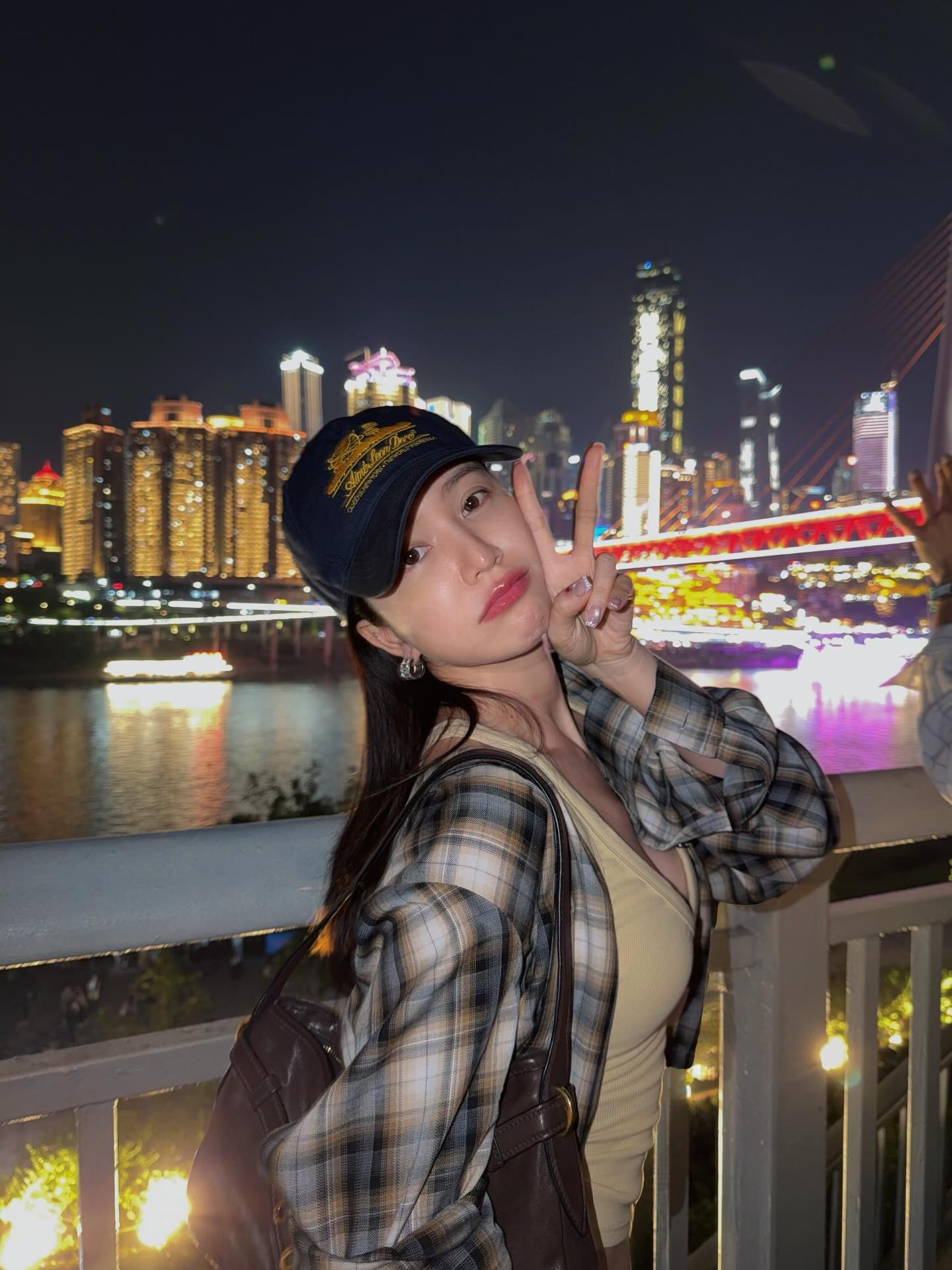 จูน - ณัณณิริณ วโรกรวัชรคุณ