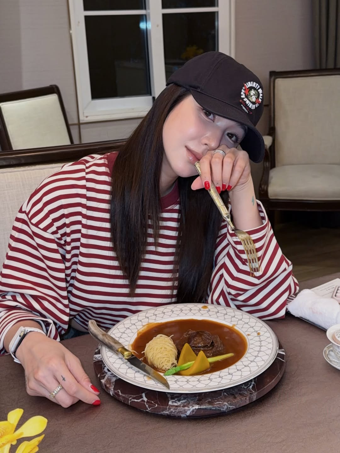 จูน - ณัณณิริณ วโรกรวัชรคุณ