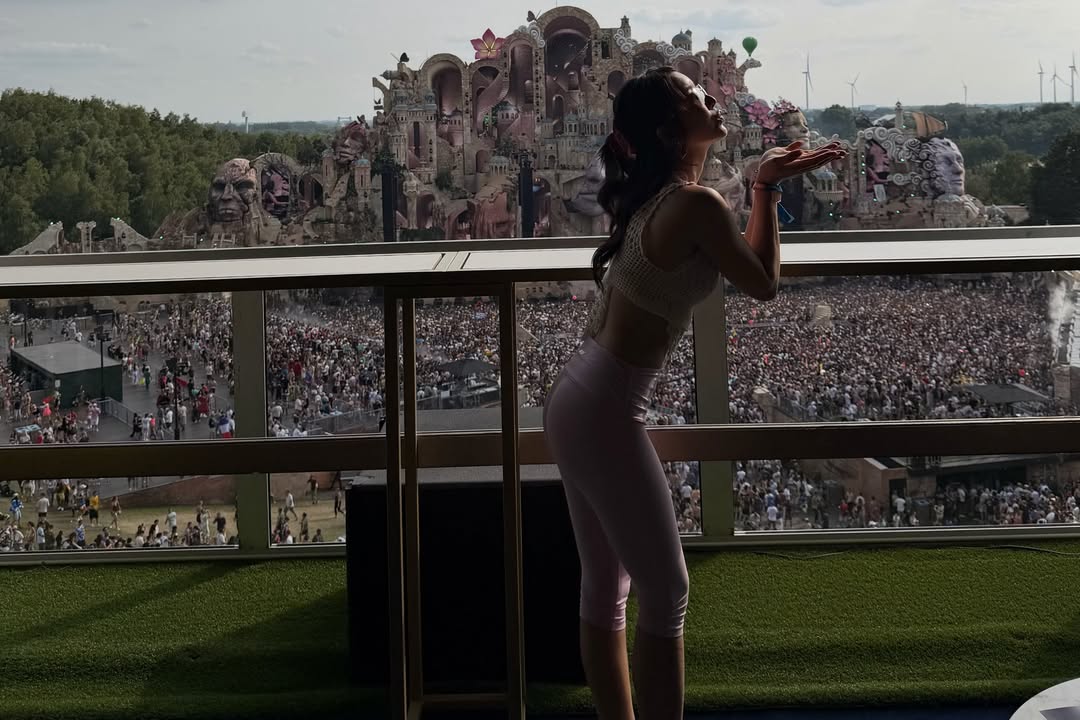 จูน - ณัณณิริณ วโรกรวัชรคุณ