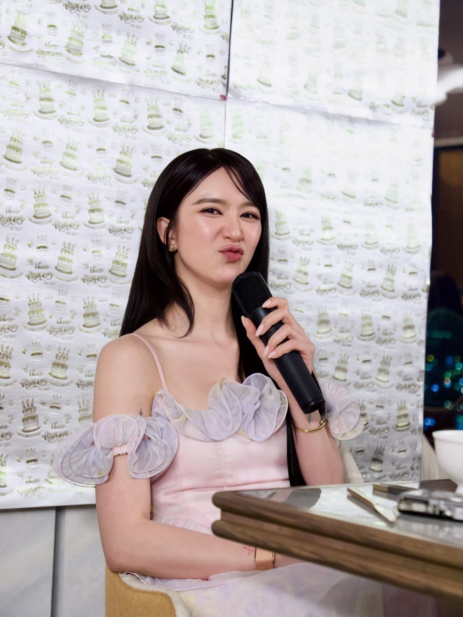จูน - ณัณณิริณ วโรกรวัชรคุณ