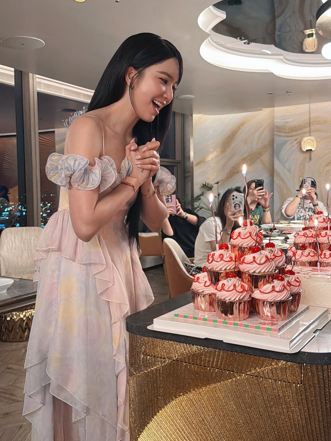 จูน - ณัณณิริณ วโรกรวัชรคุณ