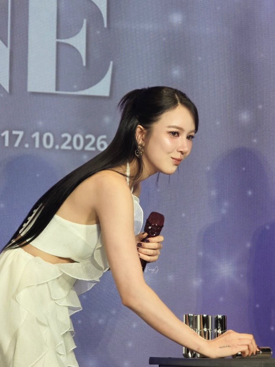 จูน - ณัณณิริณ วโรกรวัชรคุณ