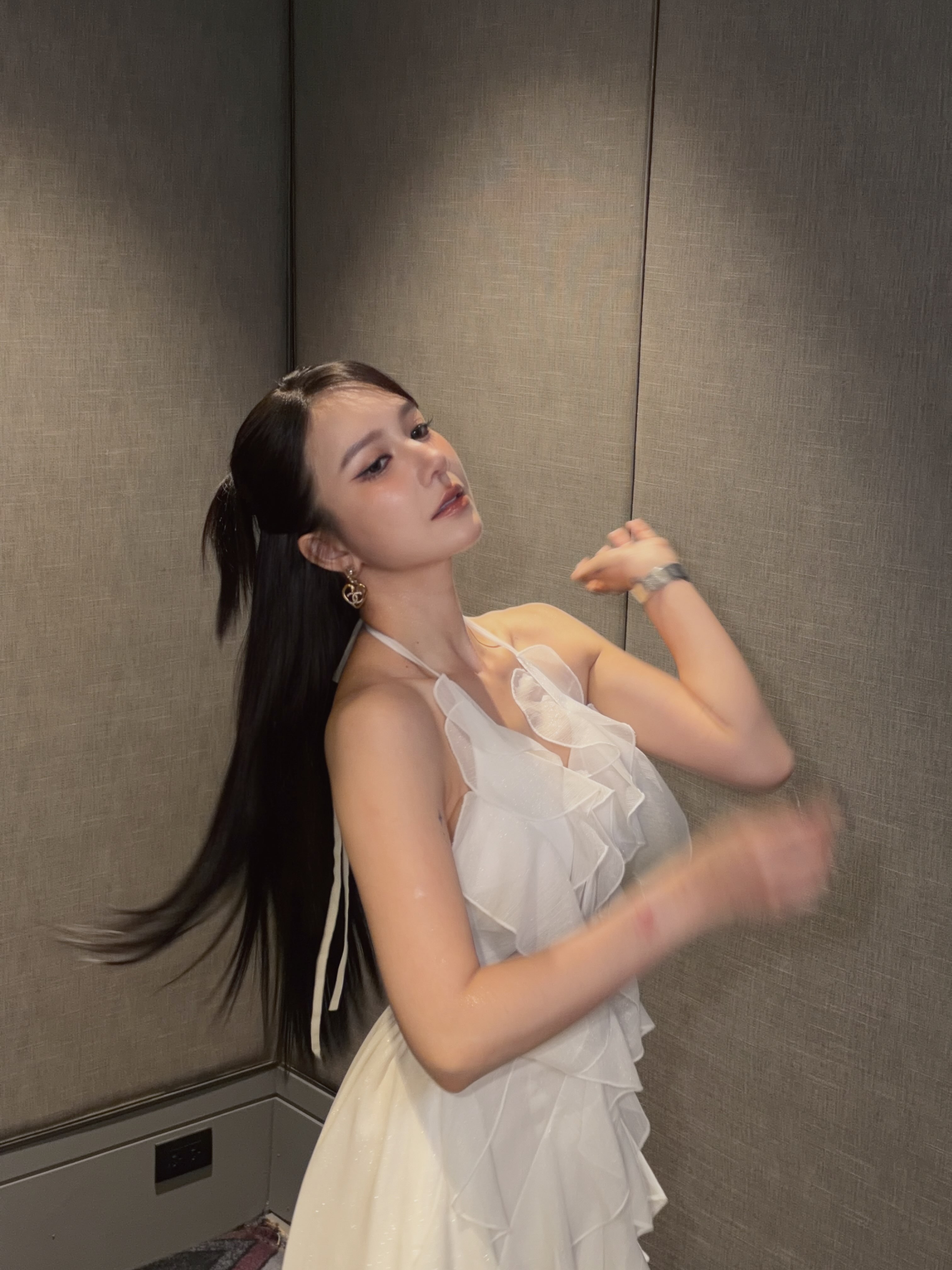 จูน - ณัณณิริณ วโรกรวัชรคุณ
