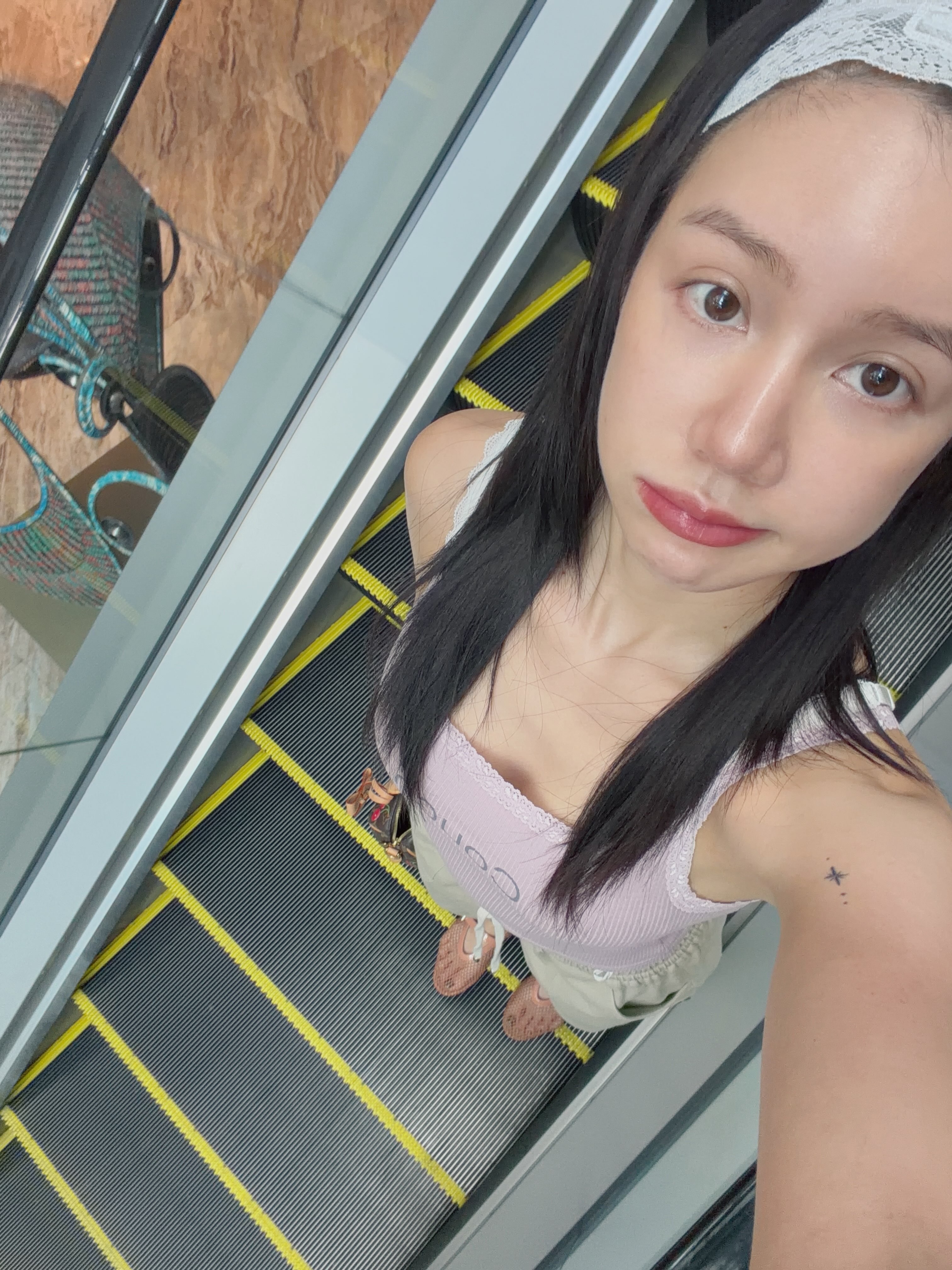 จูน - ณัณณิริณ วโรกรวัชรคุณ
