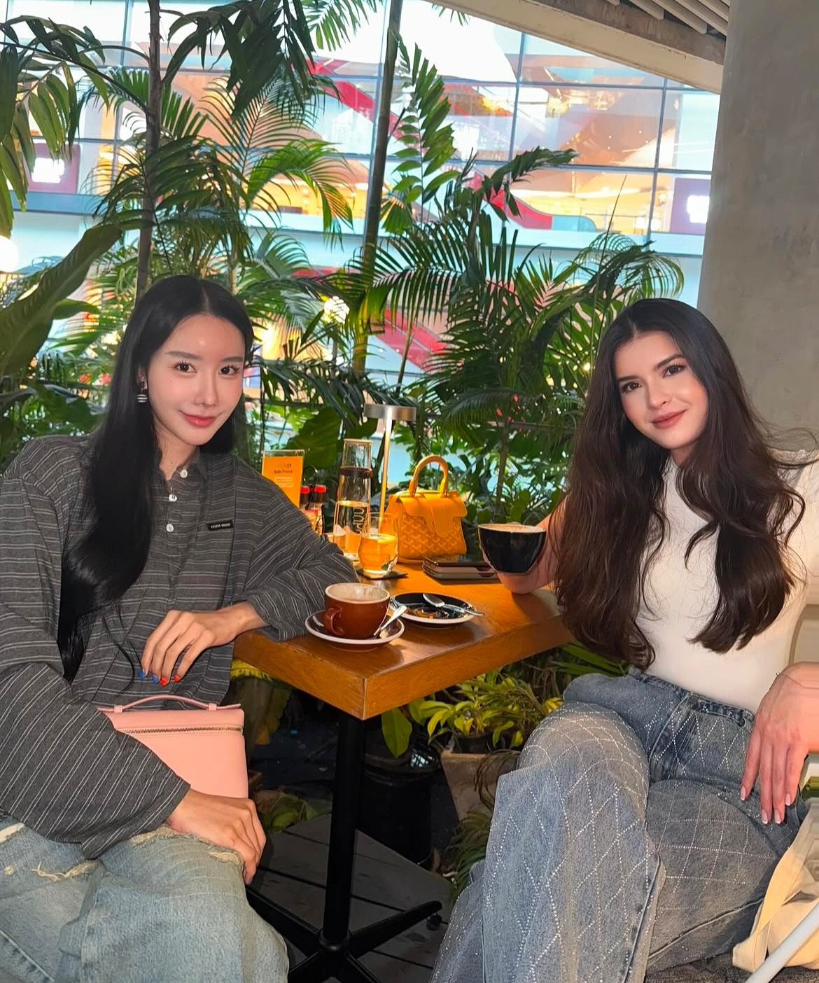 อิ๊งค์ - ภัทรานิษฐ์ วิริยะบำรุงกิจ