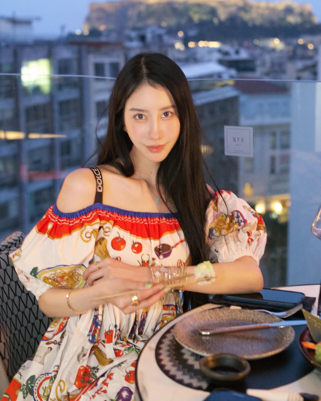 อิ๊งค์ - ภัทรานิษฐ์ วิริยะบำรุงกิจ