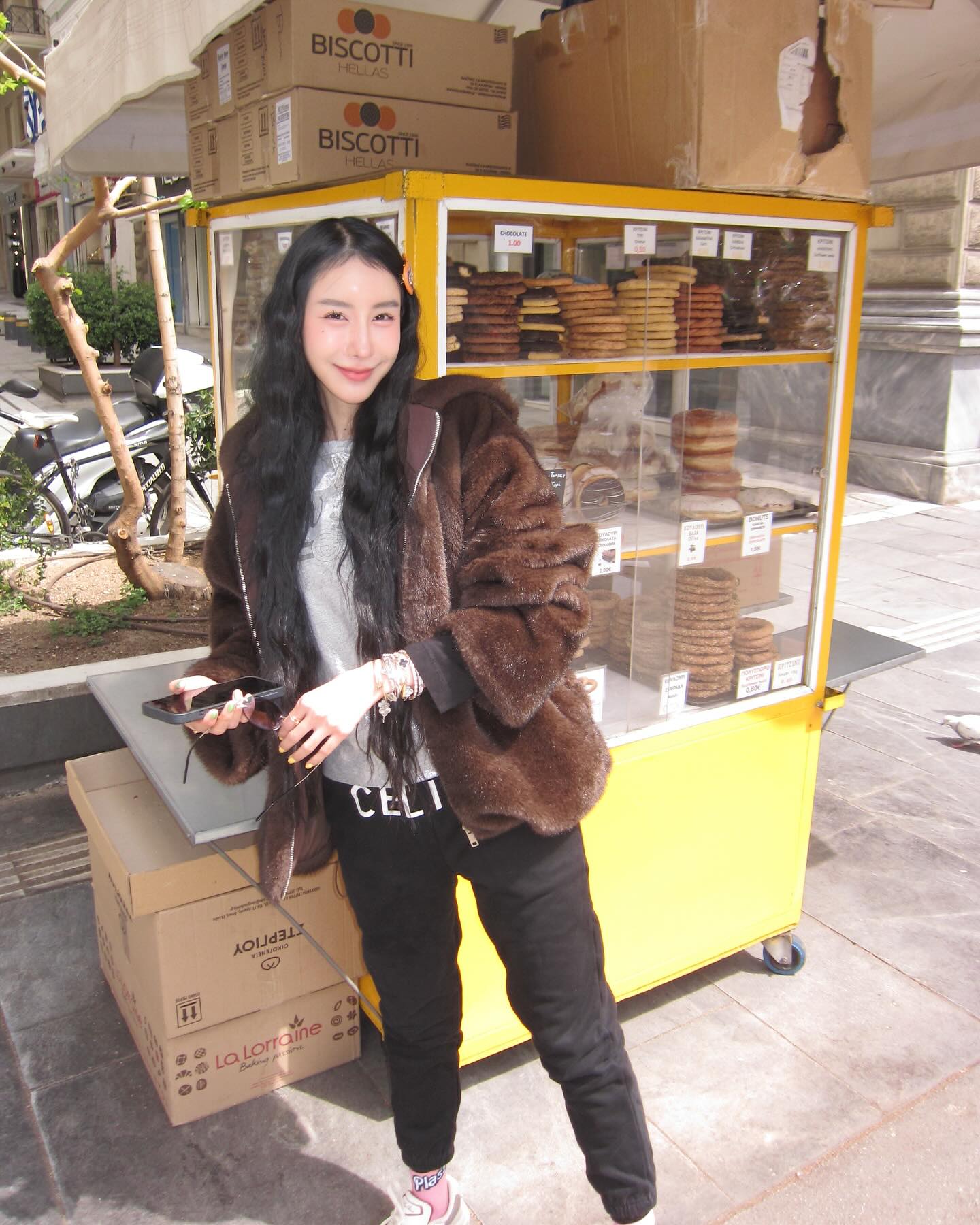 อิ๊งค์ - ภัทรานิษฐ์ วิริยะบำรุงกิจ