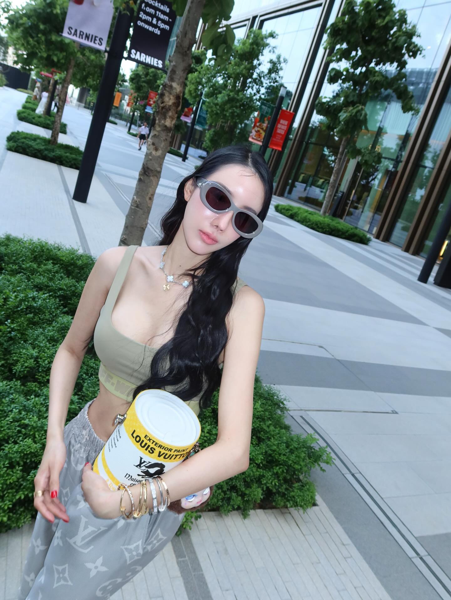 อิ๊งค์ - ภัทรานิษฐ์ วิริยะบำรุงกิจ