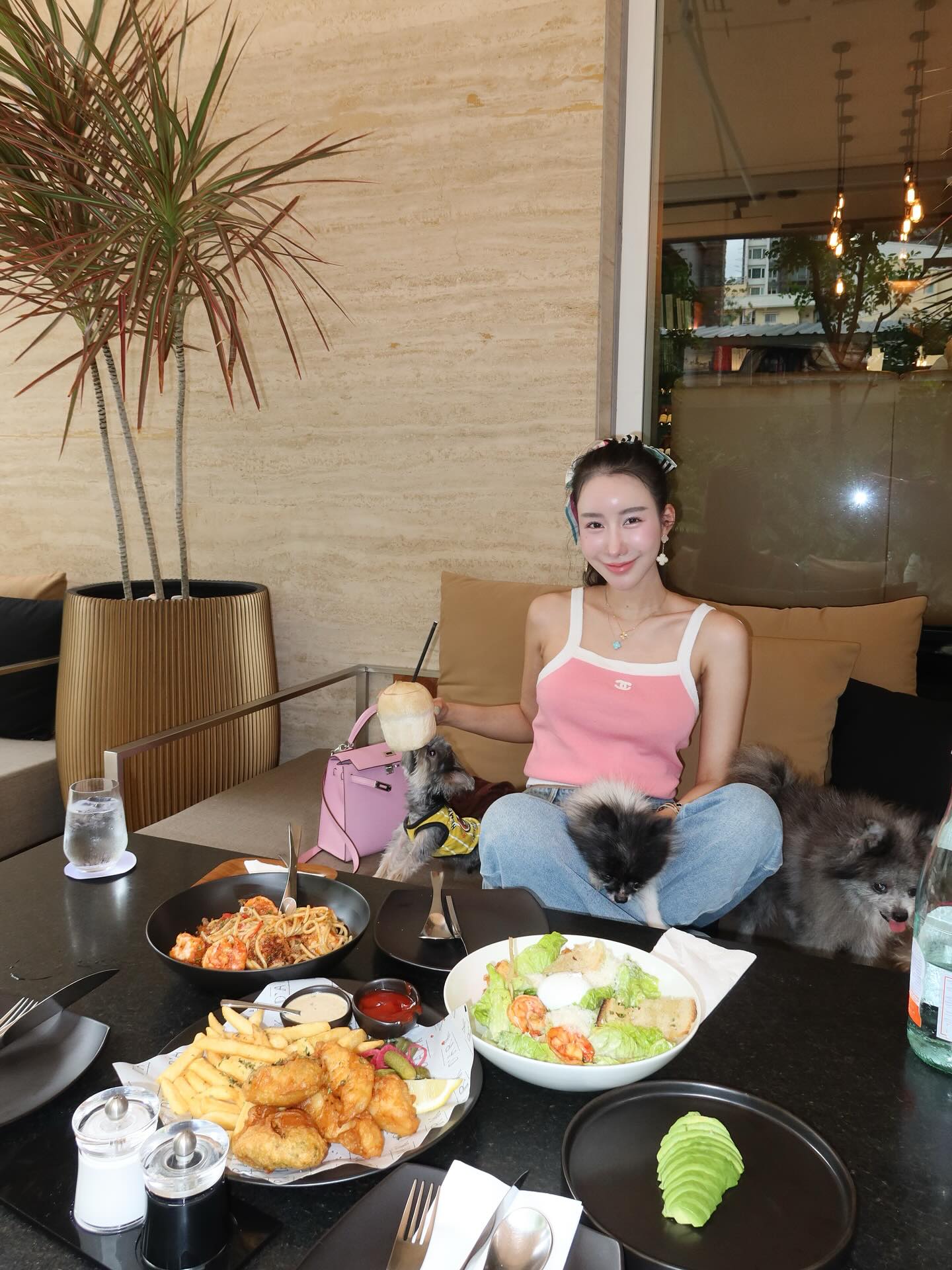 อิ๊งค์ - ภัทรานิษฐ์ วิริยะบำรุงกิจ