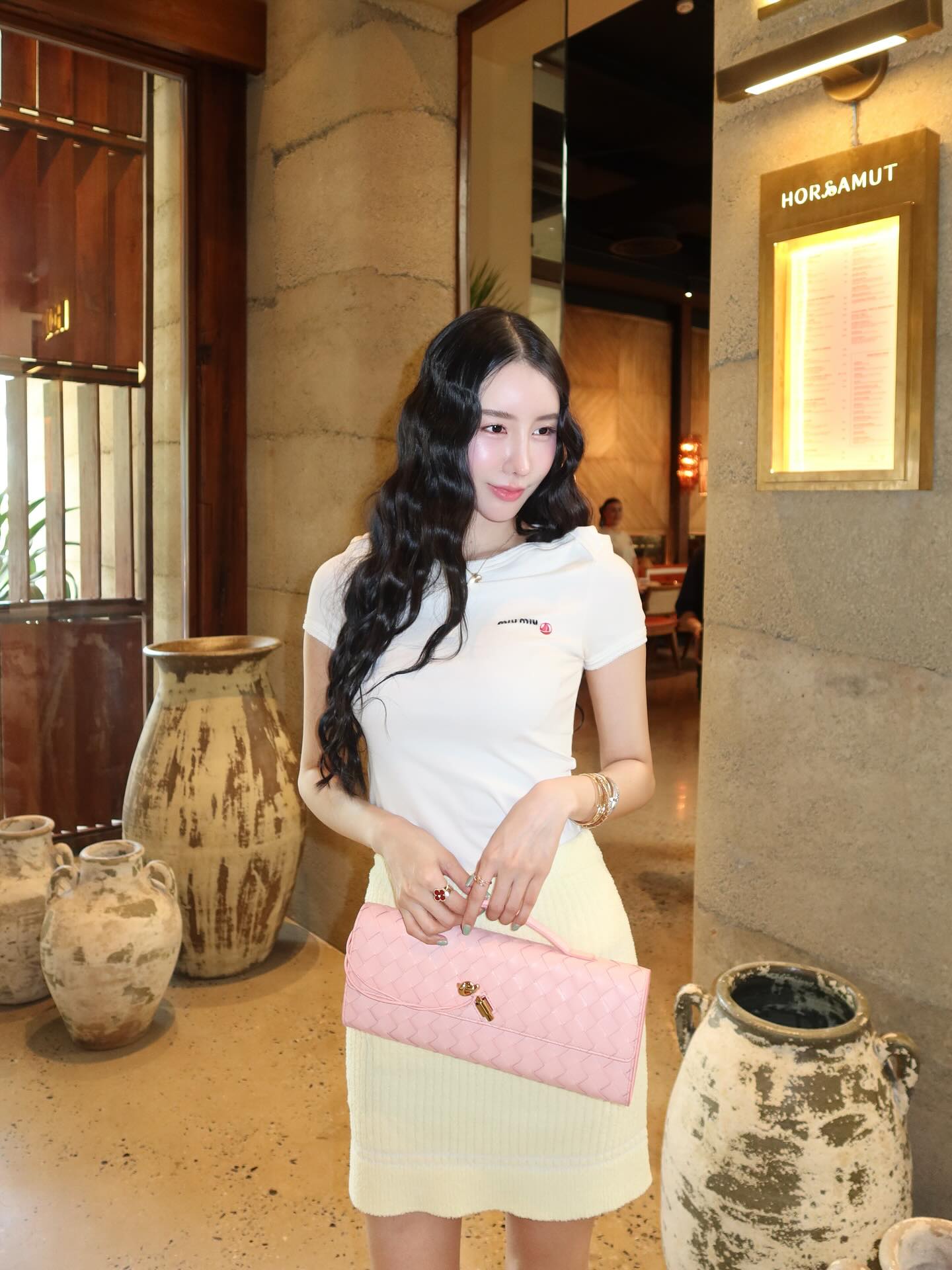 อิ๊งค์ - ภัทรานิษฐ์ วิริยะบำรุงกิจ