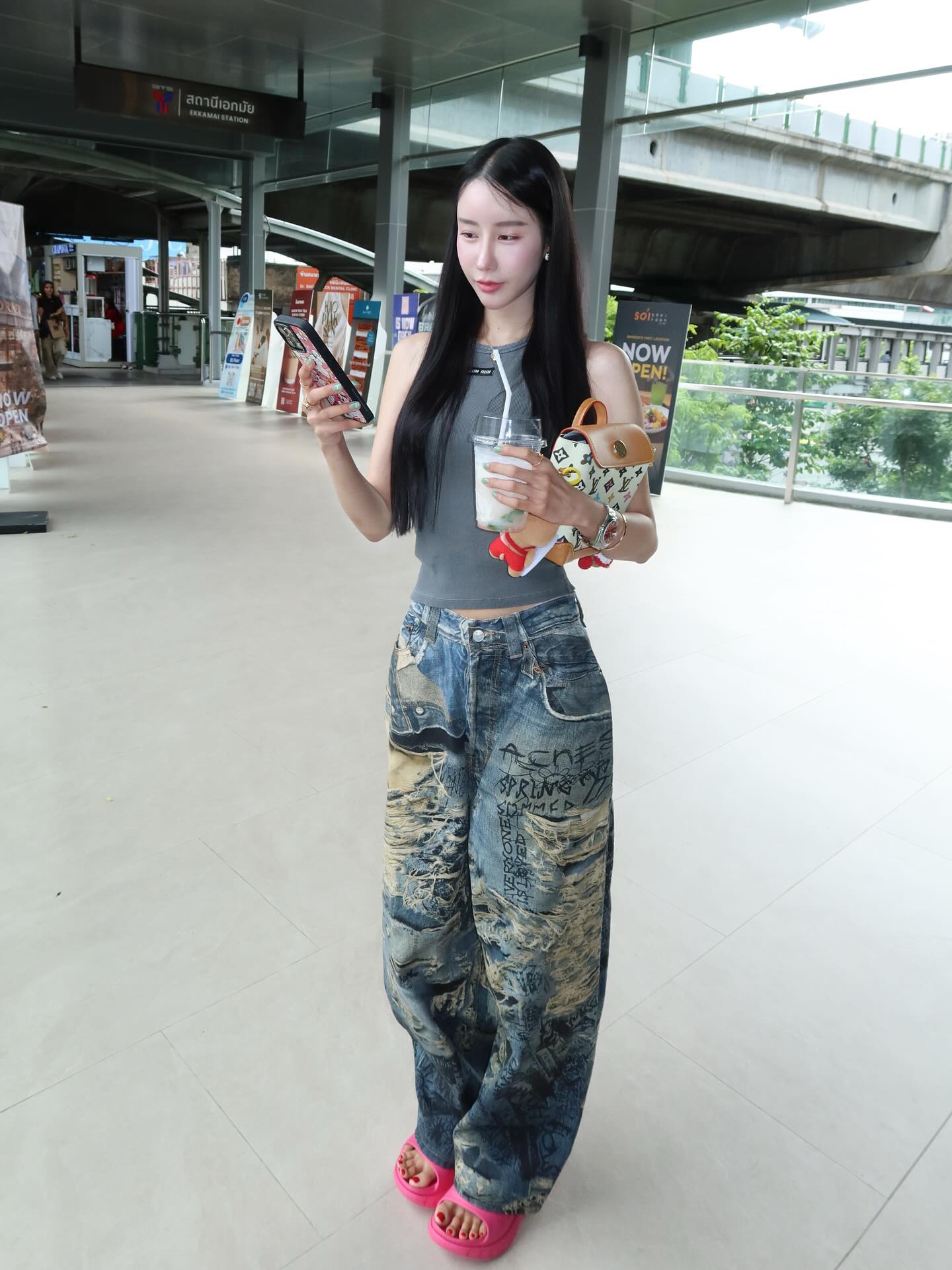 อิ๊งค์ - ภัทรานิษฐ์ วิริยะบำรุงกิจ
