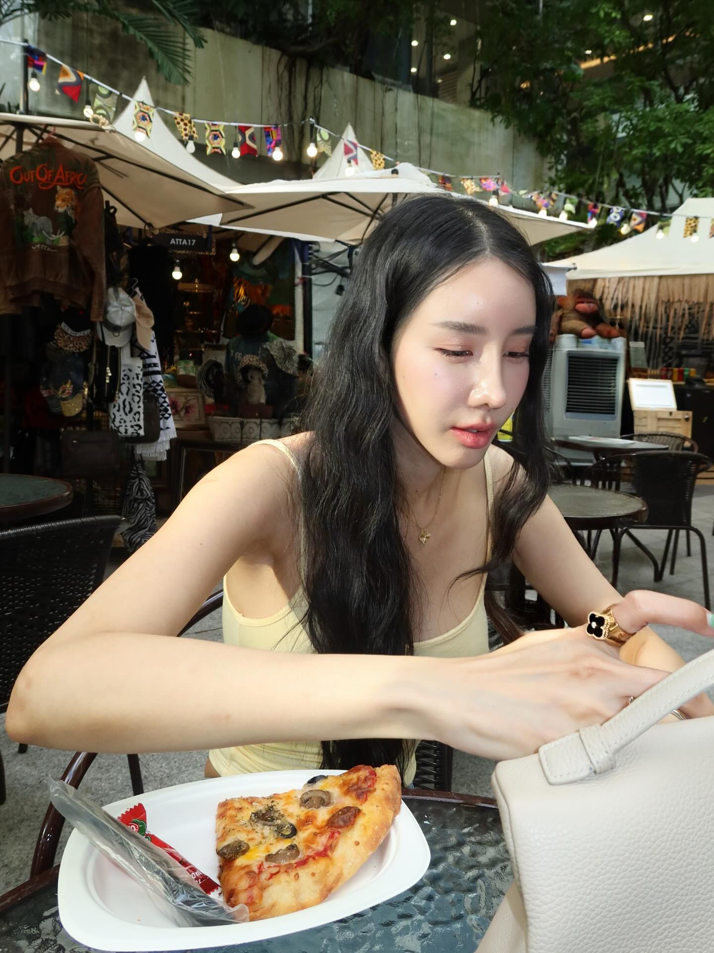 อิ๊งค์ - ภัทรานิษฐ์ วิริยะบำรุงกิจ