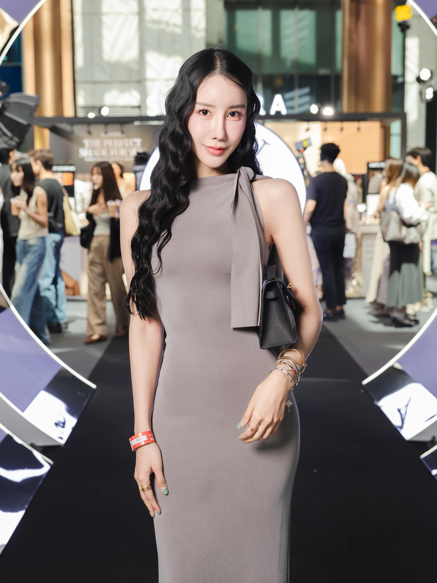 อิ๊งค์ - ภัทรานิษฐ์ วิริยะบำรุงกิจ