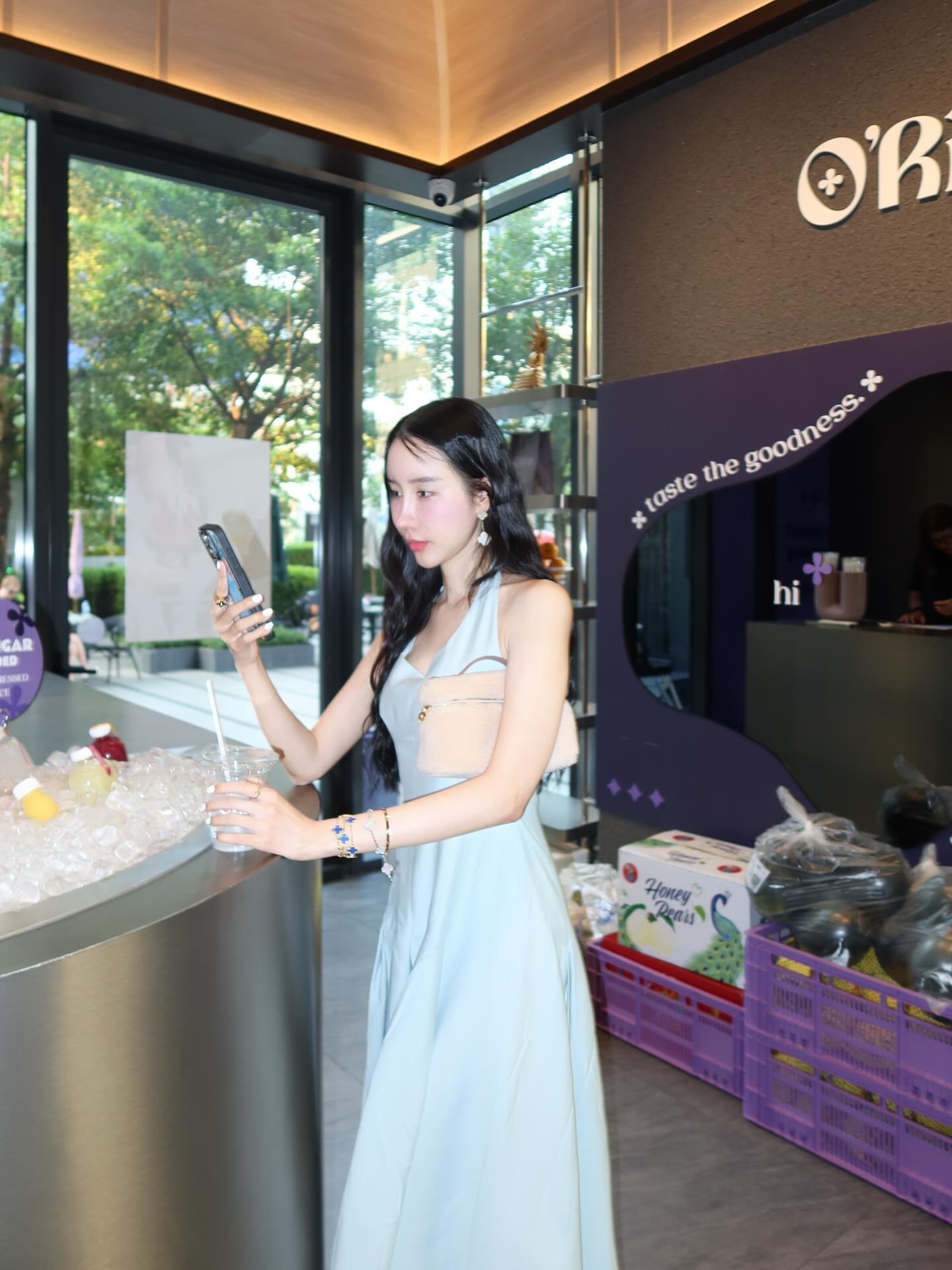 อิ๊งค์ - ภัทรานิษฐ์ วิริยะบำรุงกิจ