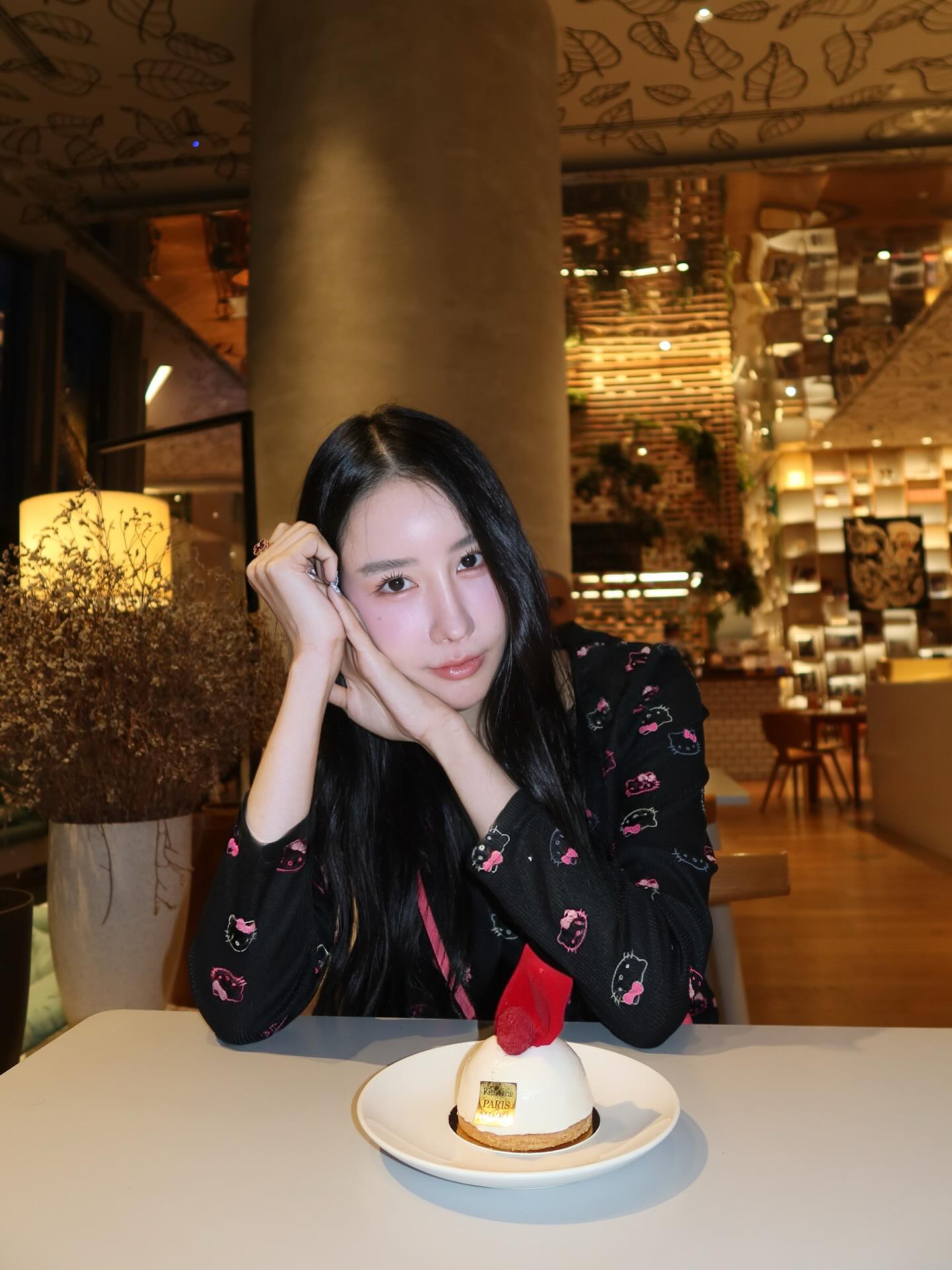 อิ๊งค์ - ภัทรานิษฐ์ วิริยะบำรุงกิจ