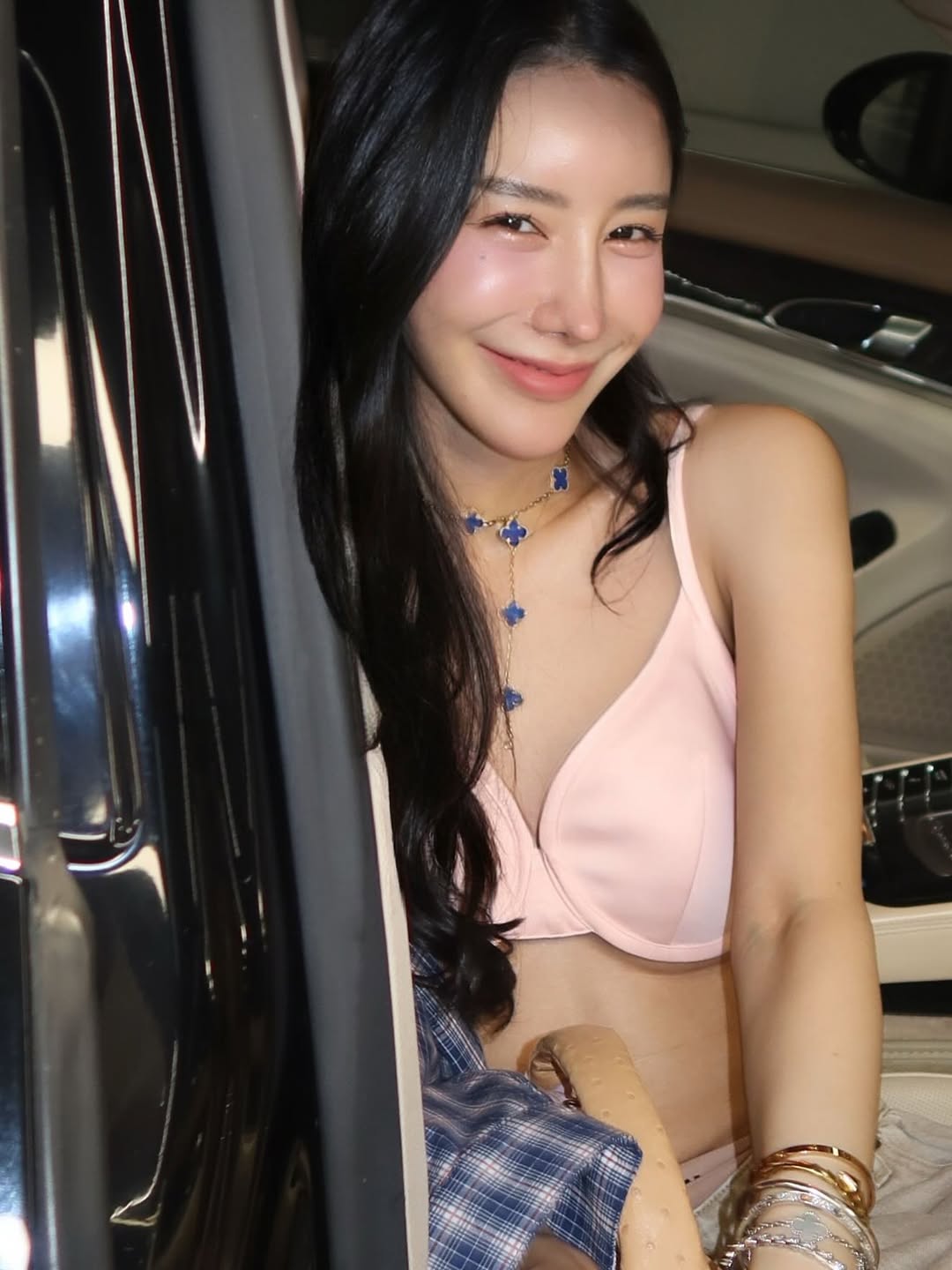 อิ๊งค์ - ภัทรานิษฐ์ วิริยะบำรุงกิจ