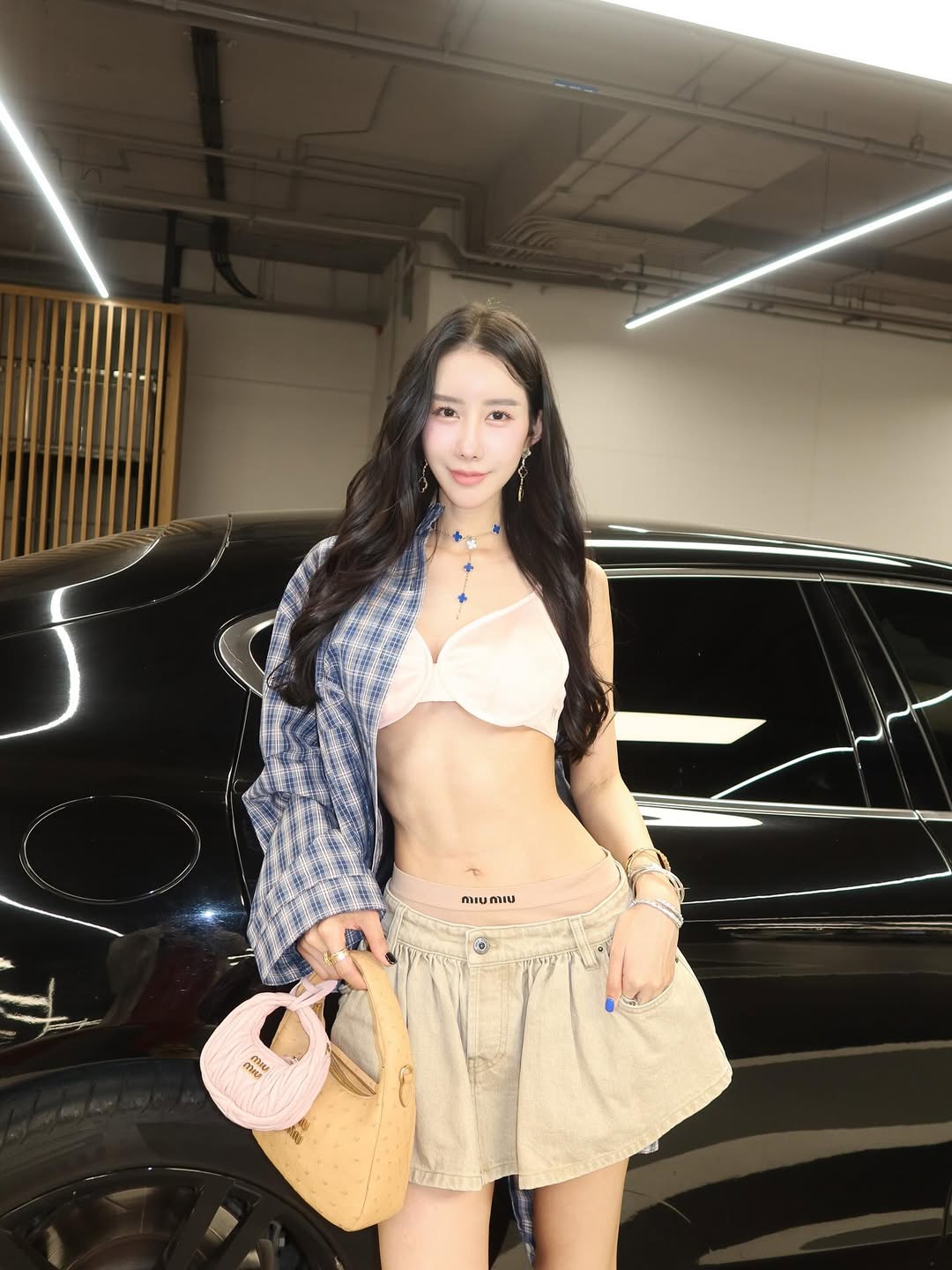 อิ๊งค์ - ภัทรานิษฐ์ วิริยะบำรุงกิจ