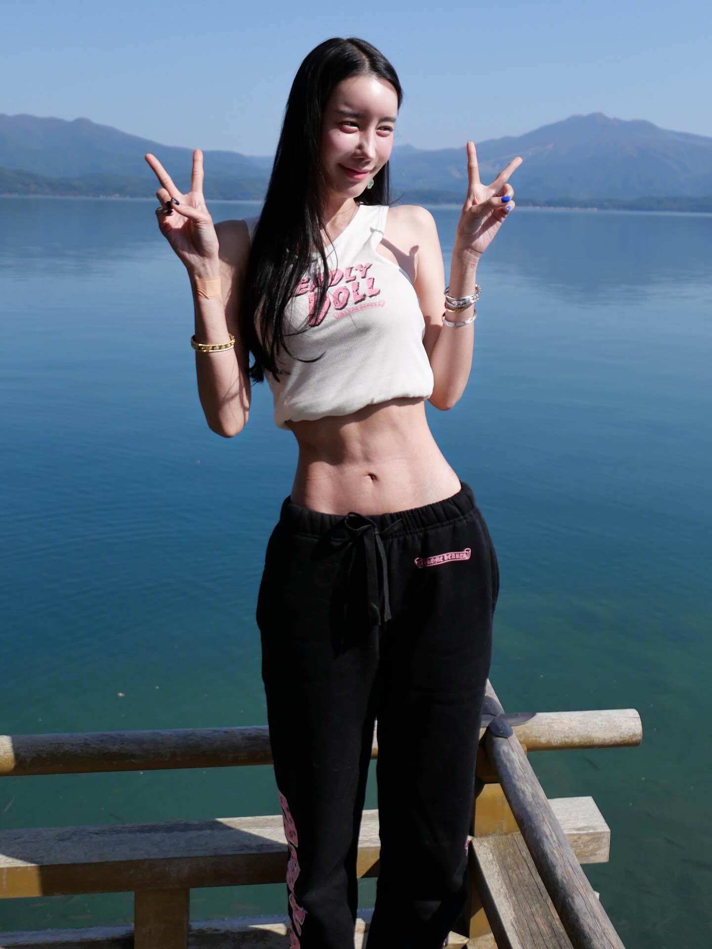 อิ๊งค์ - ภัทรานิษฐ์ วิริยะบำรุงกิจ